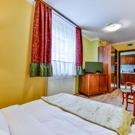 Apartamenty Sobieski Kolobrzeg Ngoại thất bức ảnh