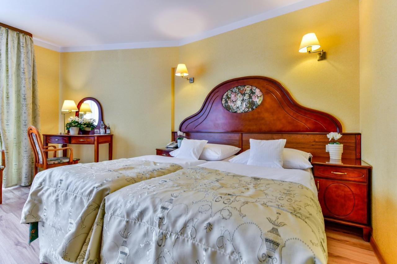 Apartamenty Sobieski Kolobrzeg Ngoại thất bức ảnh