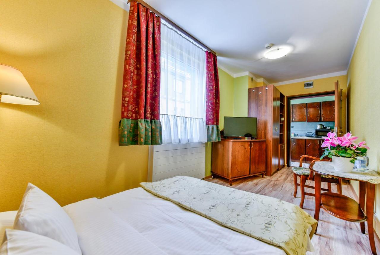 Apartamenty Sobieski Kolobrzeg Ngoại thất bức ảnh