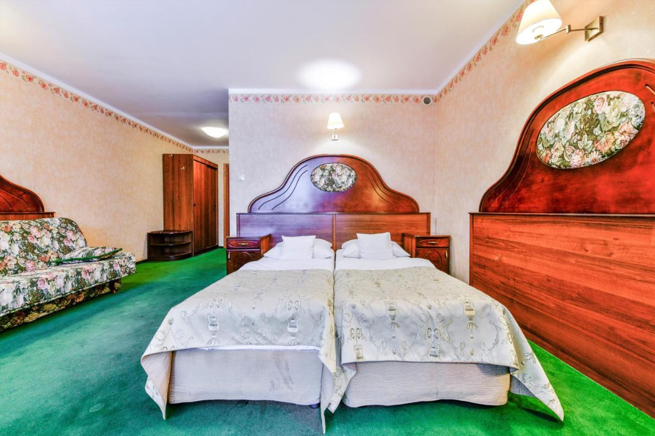 Apartamenty Sobieski Kolobrzeg Ngoại thất bức ảnh