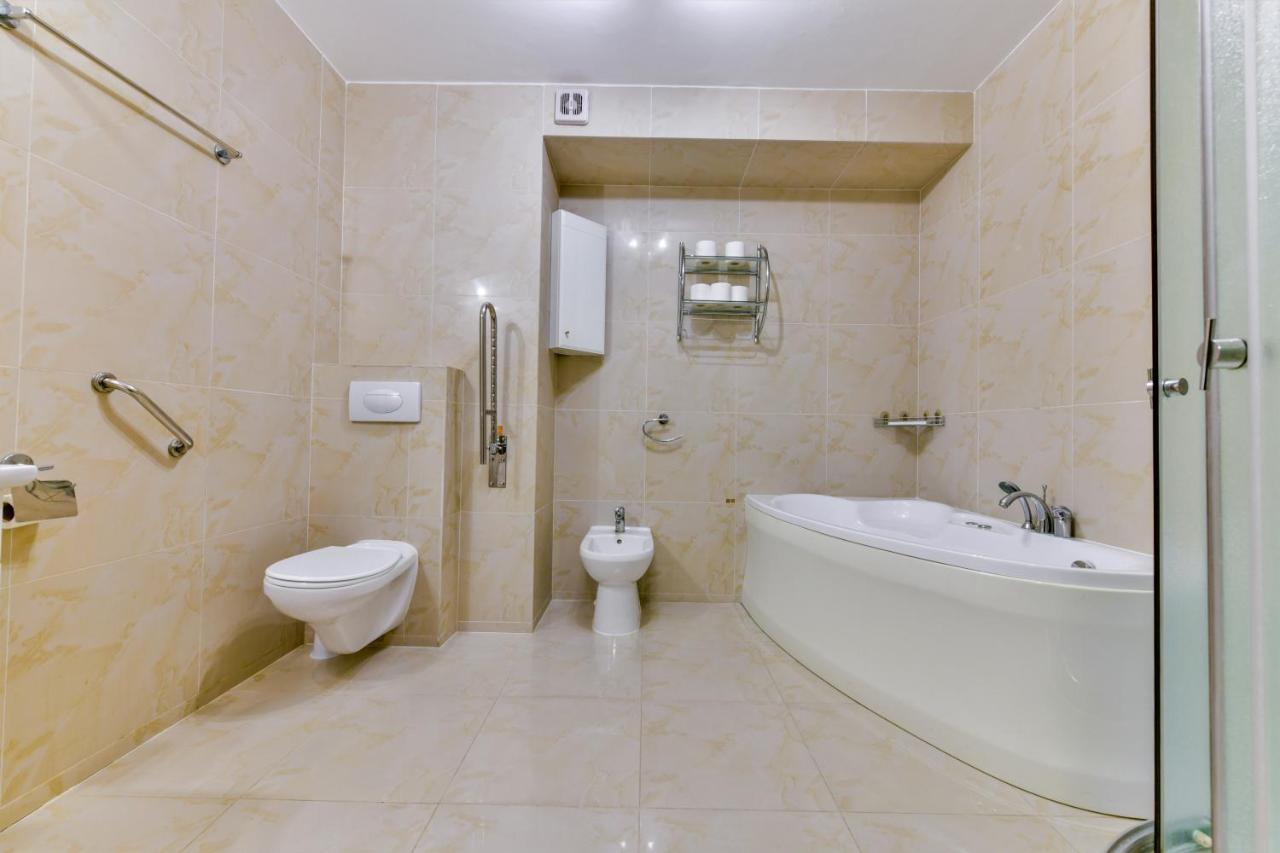 Apartamenty Sobieski Kolobrzeg Ngoại thất bức ảnh