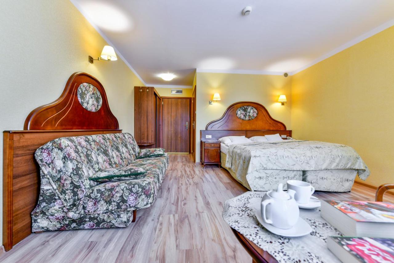 Apartamenty Sobieski Kolobrzeg Ngoại thất bức ảnh